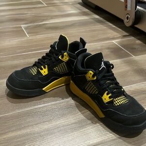 Meet your Posher, Edith